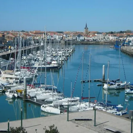 Maison Rénovée Avec Jardin Privatif, Proche Des Sables D'olonne, Parking Et Wifi Inclus - Fr-1-426-226 Les Sables-dʼOlonne